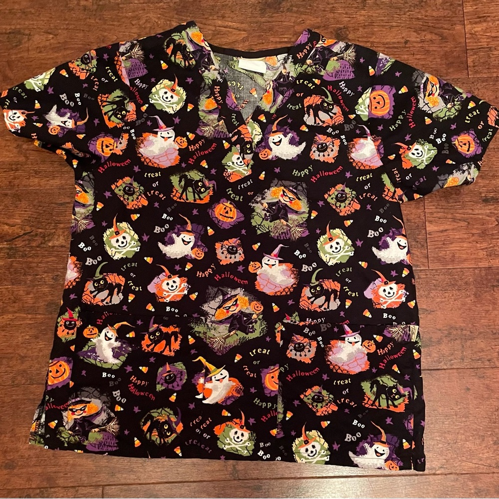 Scrub top